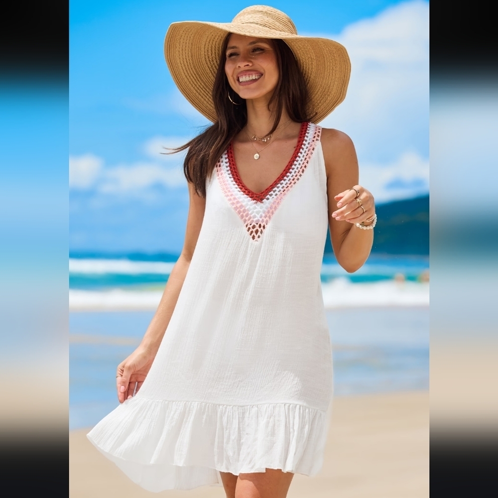 Cupshe White and Pink Ruffle Hem Swim Coverup - Picture 2 of 13
